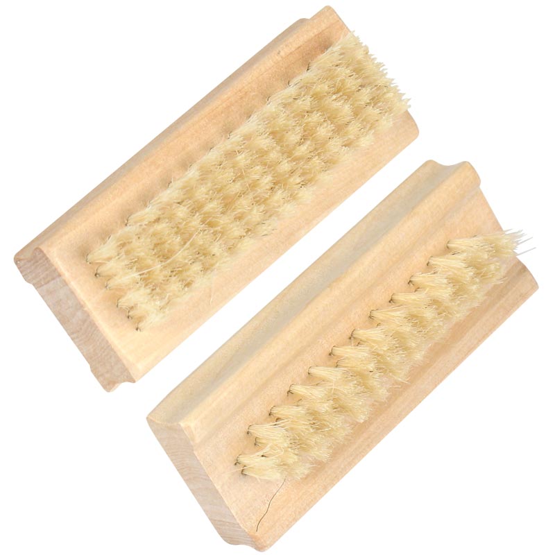 C01083 CEPILLO DE UÑAS MADERA DOBLE CERDA